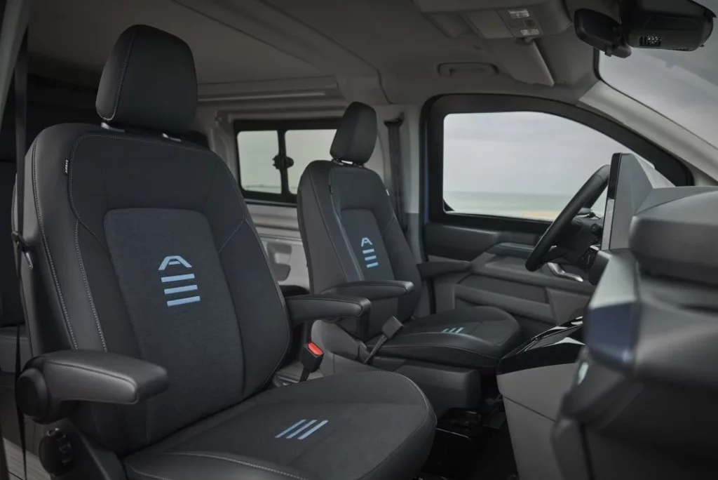Ford añade nuevas versiones a la gama la Transit Custom Nugget 12 Motor16 Ford Transit Nugget 10 Motor16