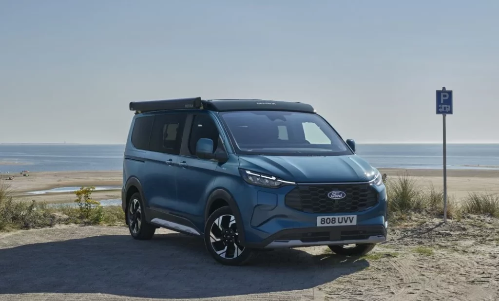 Ford añade nuevas versiones a la gama la Transit Custom Nugget 5 Motor16 Ford Transit Nugget 2 Motor16