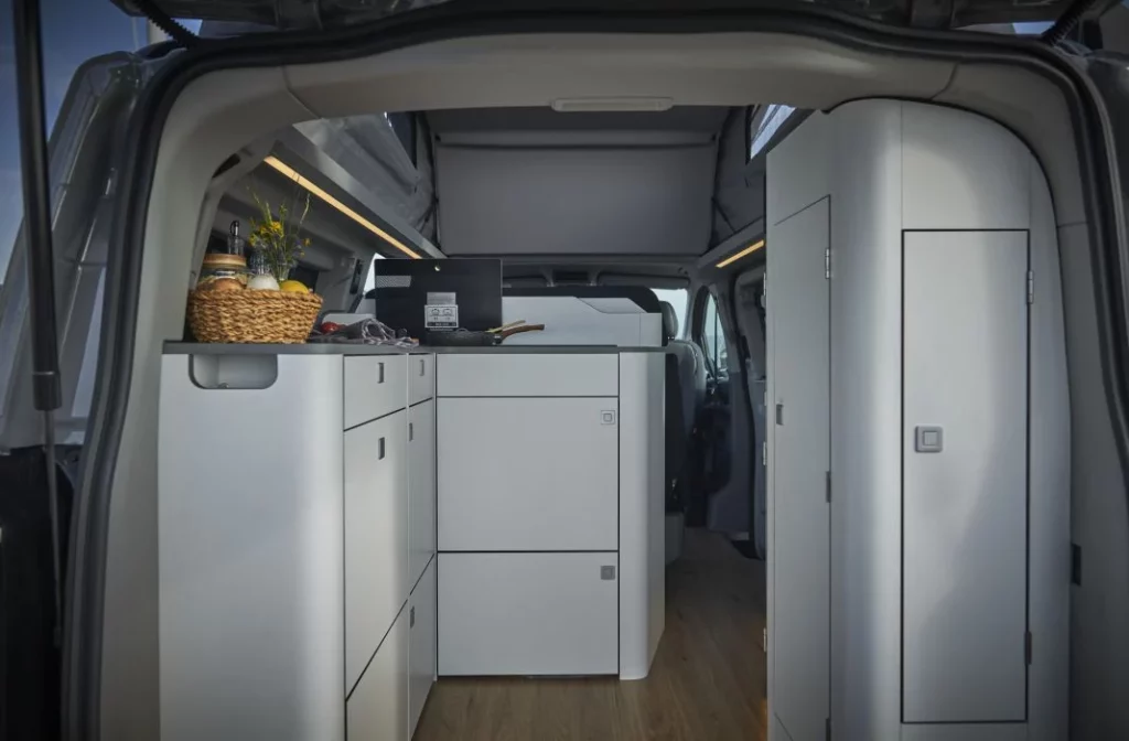 Ford añade nuevas versiones a la gama la Transit Custom Nugget 31 Motor16 Ford Transit Nugget 31 Motor16