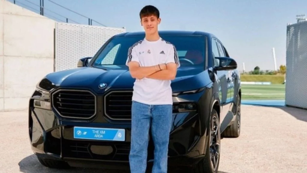 ¿Qué característicias tiene el coche de Güler?
