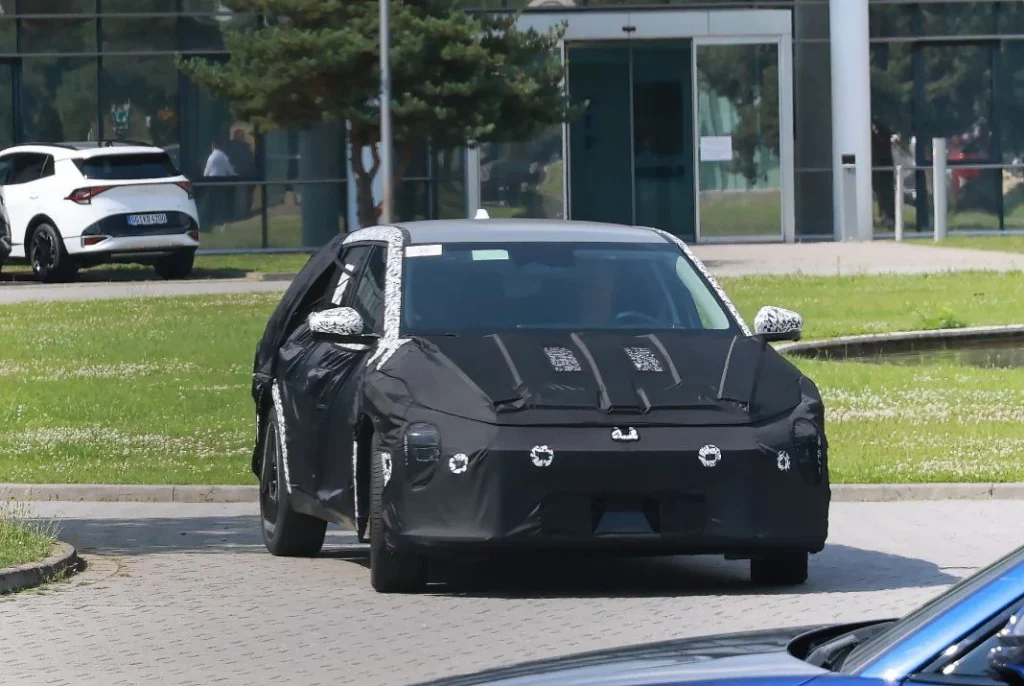 El Kia EV4 también tendrá una carrocería de cinco puertas 5 Motor16 Kia EV4 Hatchback 3 Motor16