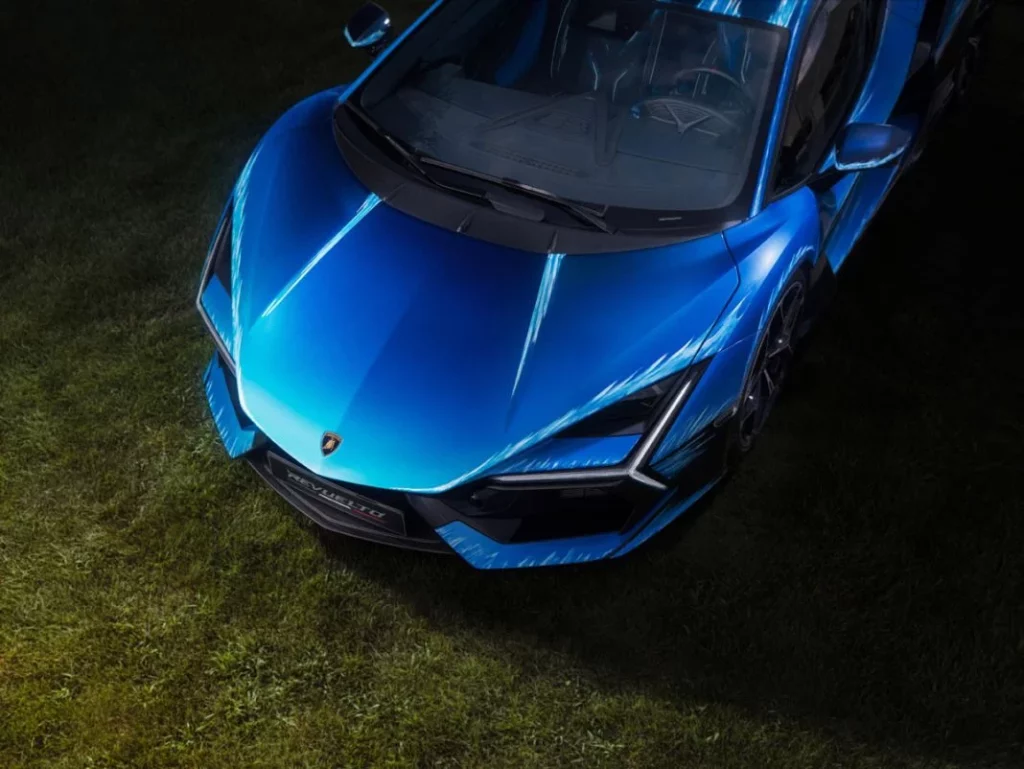 LAMBORGHINI REVUELTO OPERA UNICA 3 1 Motor16