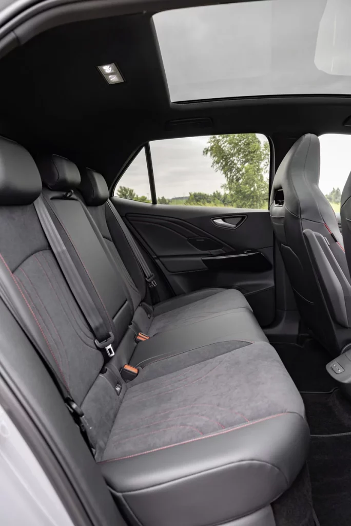El GTI de los eléctricos de Volkswagen ya está a la venta en Alemania 18 Motor16 VOLKSWAGEN ID.3 GTX 16 Motor16