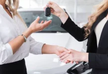7 errores que cometes al alquilar un coche en vacaciones y que Avis, Hertz o Europcar no quieren que conozcas
