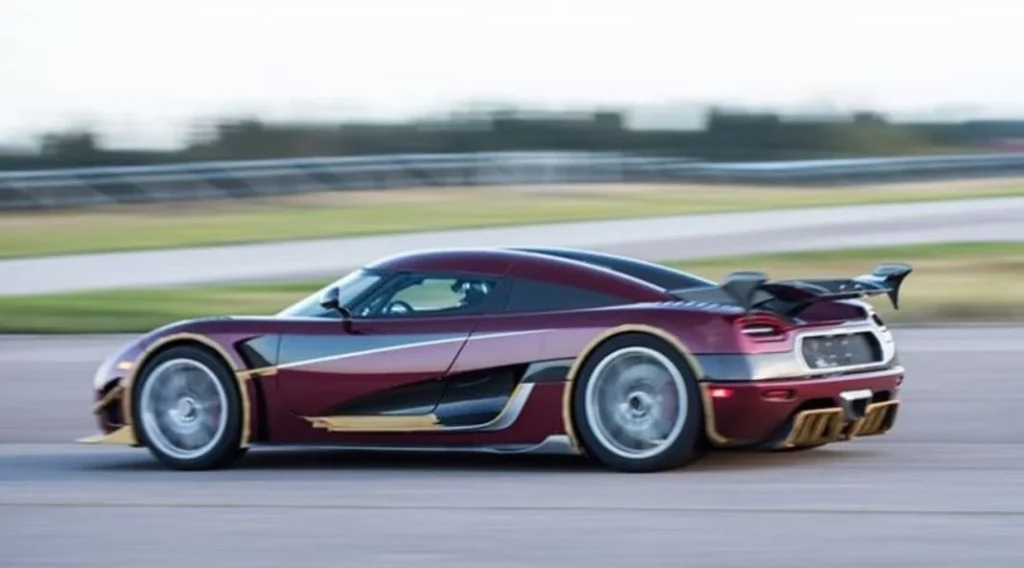 ¿Te apetece un on board en un Koenigsegg Agera RS a 447 km/h? 1 Motor16 Vivir la experiencia a bordo del Koenigsegg Agera RS