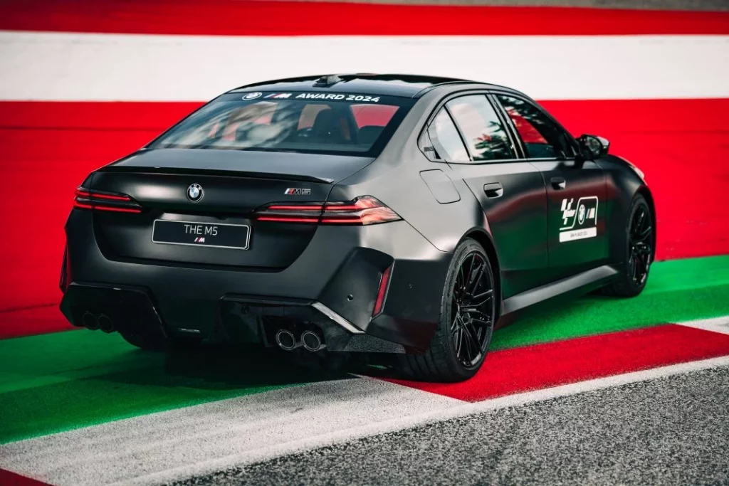 bmw m5 premio piloto rapido clasificacion motogp 17 Motor16