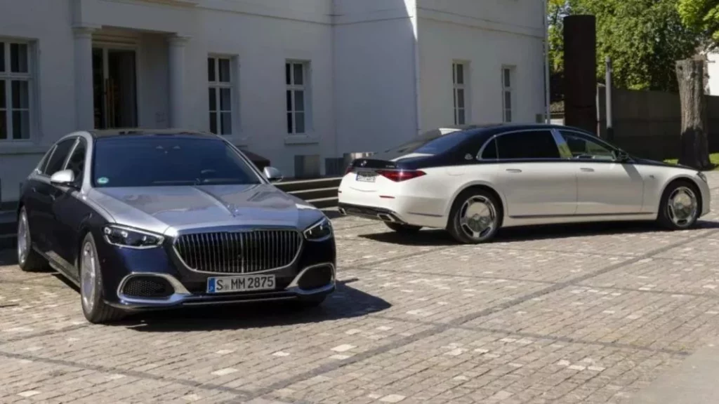 La marca de coches de lujo que hace un 10% de descuento a sus clientes: Ahorros de hasta 20.000 euros 1 Motor16 ¿Cómo es el descuento que Mercedes les hace a sus coches?