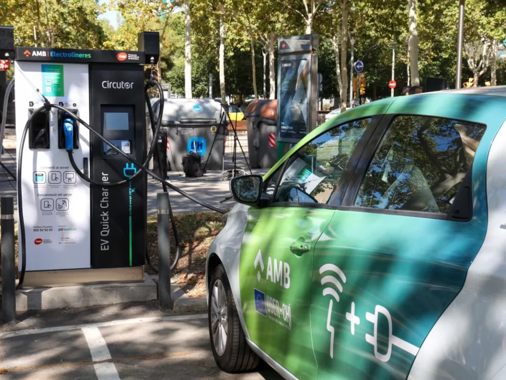 electrolinera energia metro barcelona carador Motor16