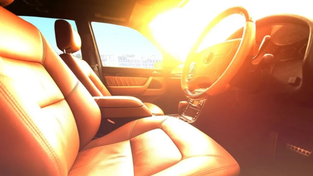 El interior de un coche: Un horno en pleno verano
