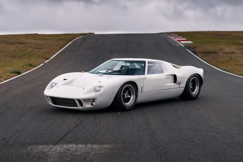 subasta mecum monterey 2024 16 Motor16