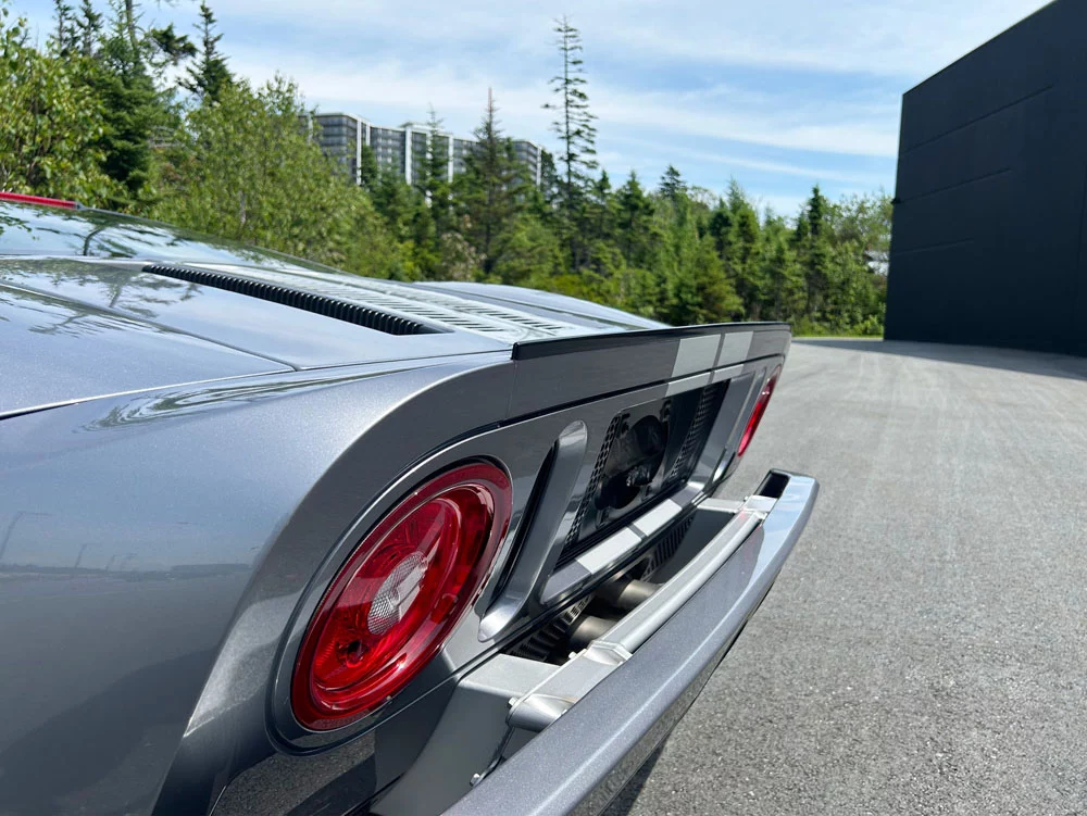Alguien estrenará un Ford GT del año 2006 previo pago de una fortuna 17 Motor16 2006 Ford GT SBX Cars 13 Motor16