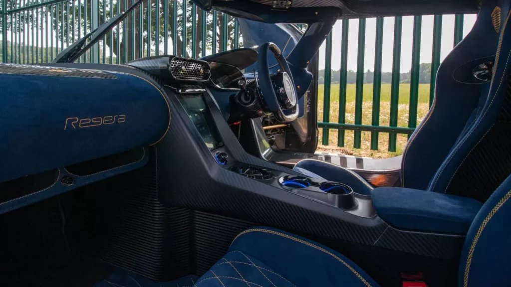 2020 koenigsegg regera supervettura 19 Motor16