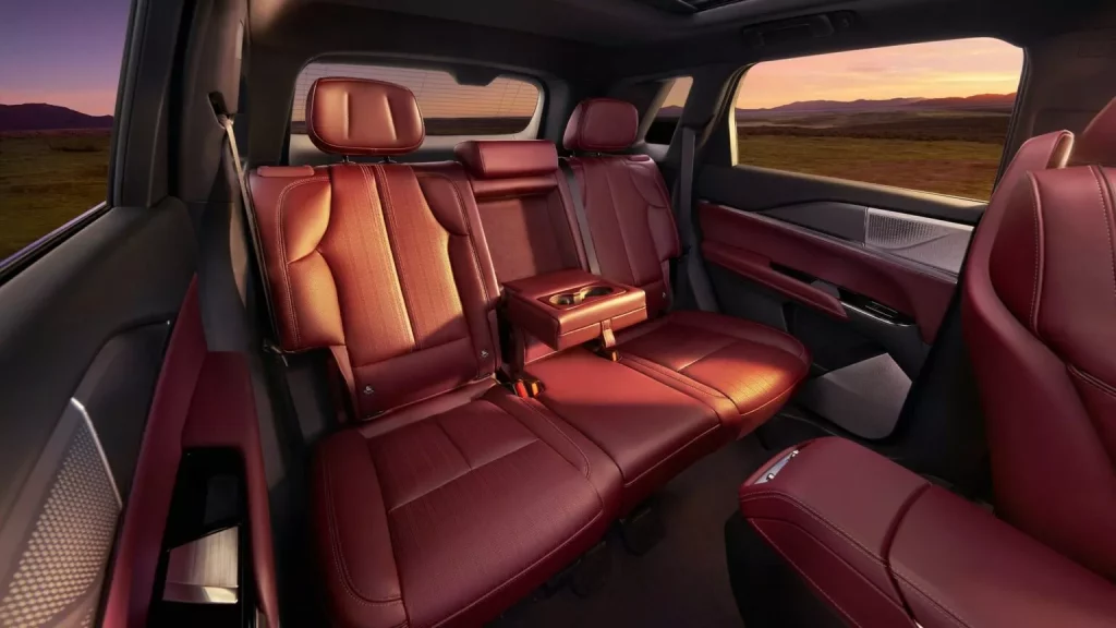 Cadillac XT5: Un sensacional SUV que llega a China a precio de Tucson de acceso 19 Motor16 2024 Cadillac XT5 China 14 Motor16