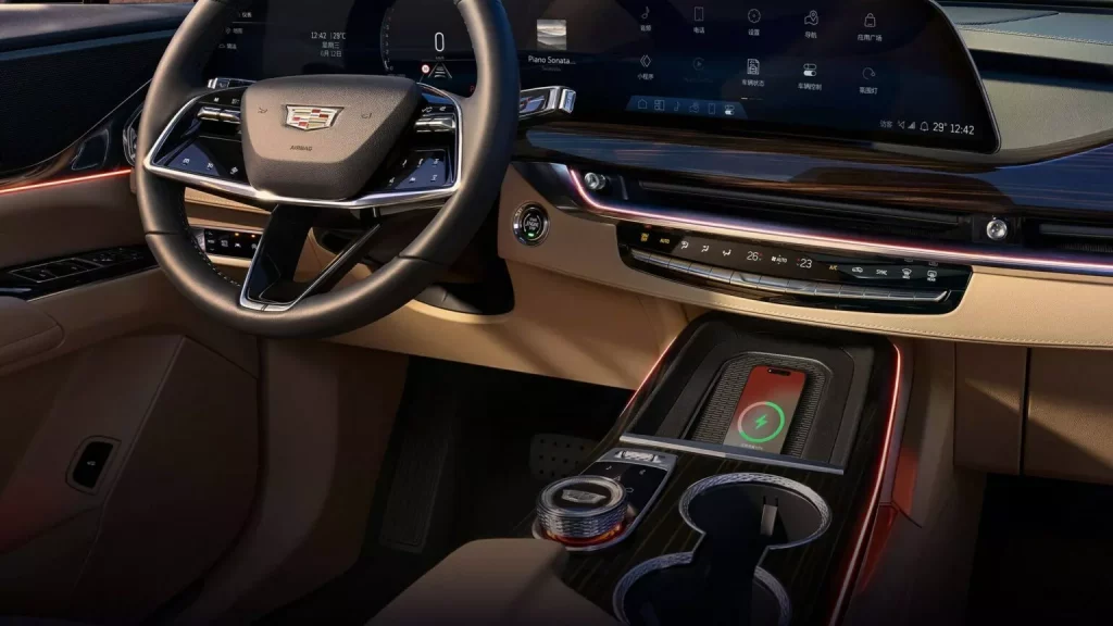 Cadillac XT5: Un sensacional SUV que llega a China a precio de Tucson de acceso 23 Motor16 2024 Cadillac XT5 China 5 Motor16