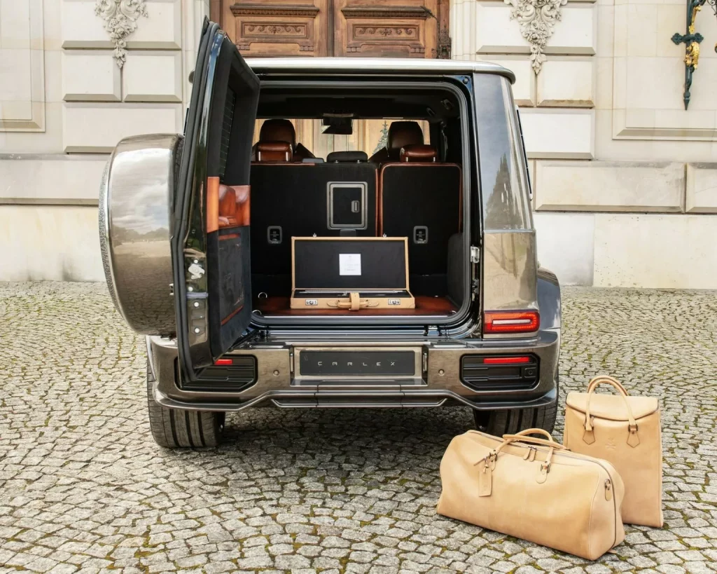 Carlex Design se inspira en la cetrería para crear este Clase G con rifle a juego 16 Motor16 2024 Carlex Mercedes Clase G Falcon 12 Motor16