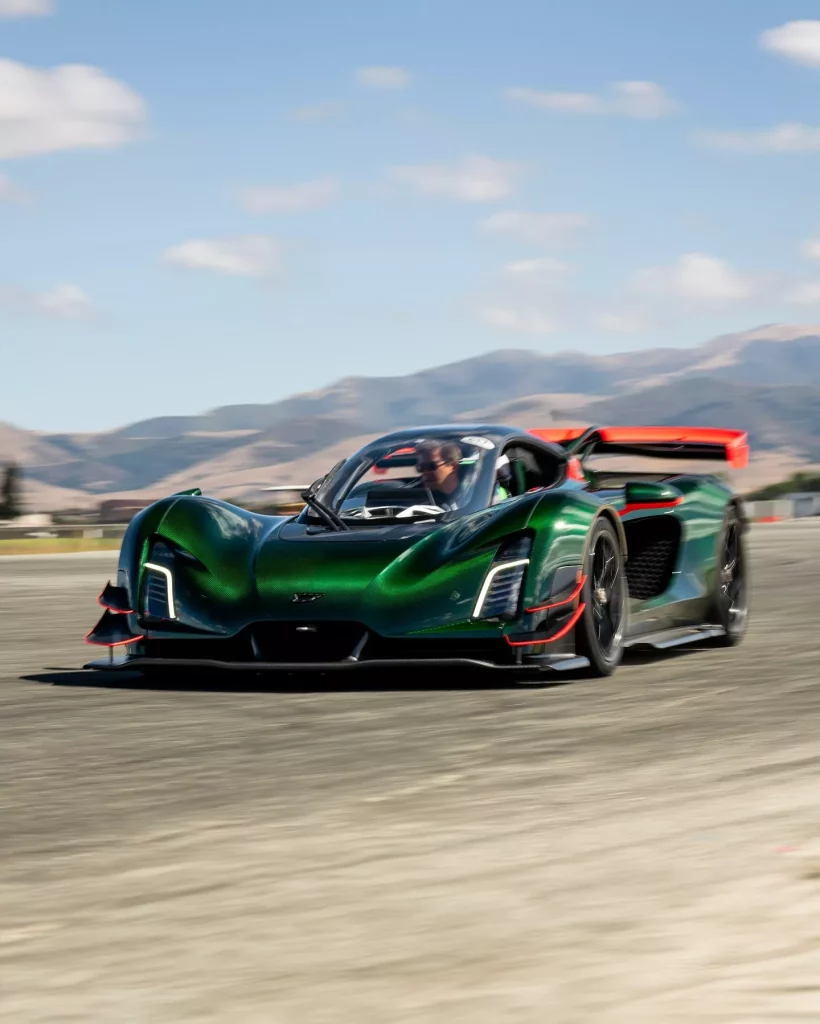 El Czinger 21C recupera su puesto de honor en Laguna Seca 14 Motor16 2024 Czinger 21C Laguna Seca 12 Motor16