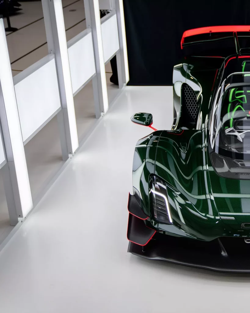 El Czinger 21C recupera su puesto de honor en Laguna Seca 5 Motor16 2024 Czinger 21C Laguna Seca 2 Motor16