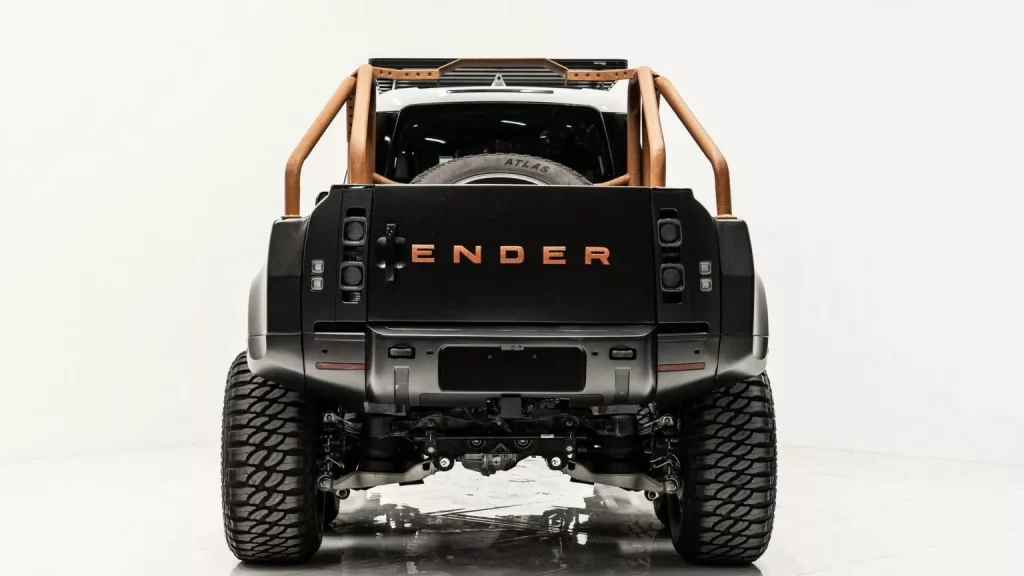 Este Land Rover Defender con seis ruedas da mucho miedo 13 Motor16 2024 Land Rover Defender 6x6 Apocalypse 23 Motor16
