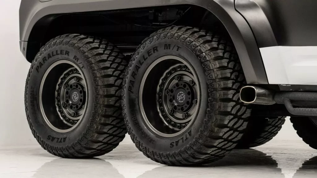 Este Land Rover Defender con seis ruedas da mucho miedo 21 Motor16 2024 Land Rover Defender 6x6 Apocalypse 6 Motor16