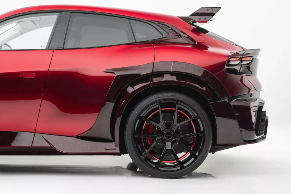 Pugnator: Cuando un Ferrari Purosangue pasa por las manos de Mansory 13 Motor16 2024 Mansory Pugnator Ferrari Purosangue 8 Motor16