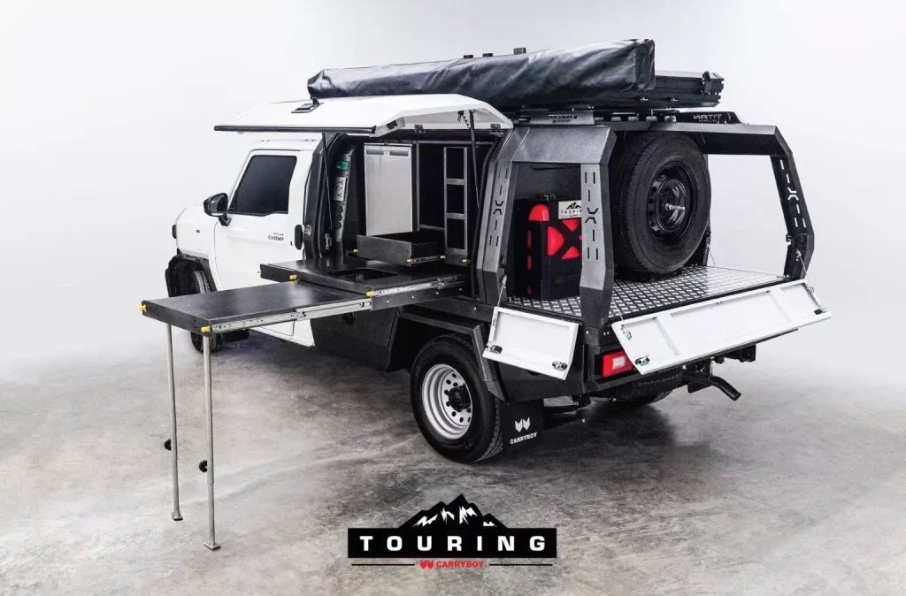 Carryboy convierte el Toyota Hilux Champ en una sensacional caravana 25 Motor16 2024 Toyota HiLux Champ Touring Camper Carryboy 3 Motor16