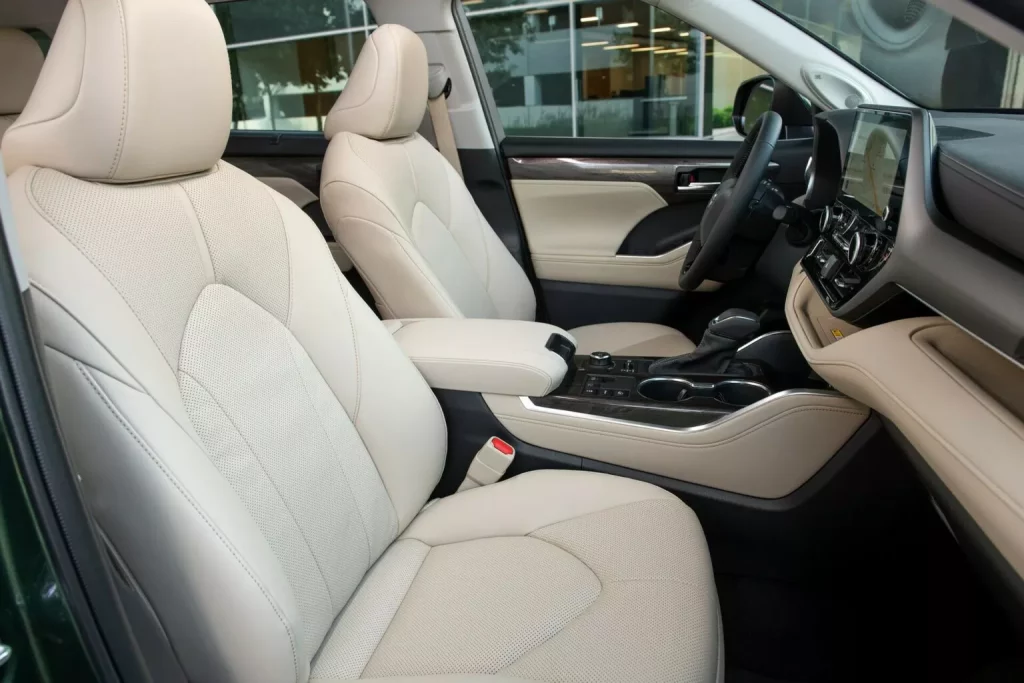 El Toyota Highlander se pone a tono para celebrar sus 25 primaveras 17 Motor16 2024 Toyota Highlander USA 11 Motor16