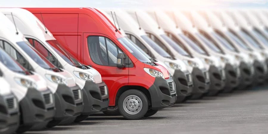 El renting mantiene su fortaleza hasta agosto pese a la caída del mercado: crece un 12,06 % e invierte 5.090 M€ en la compra de coches nuevos 3 Motor16 5817743 Motor16