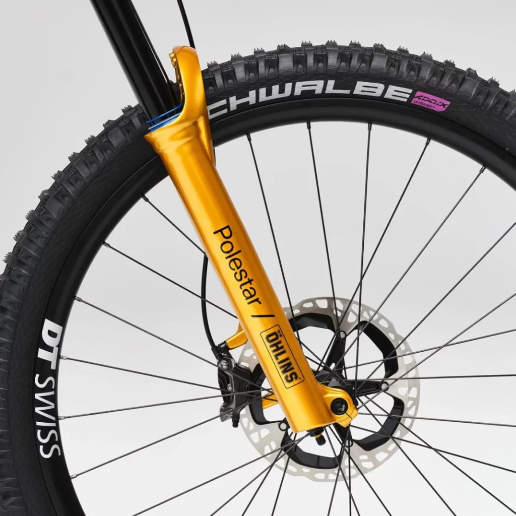 Pedaleando con Polestar: bici eléctrica a juego con los SUV de la marca 7 Motor16 Allebike Elize Polestar Engineered Bici polestar8 Motor16