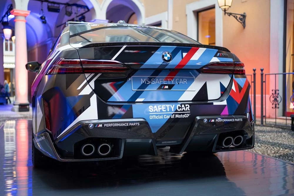BMW M5 MOTO GP 15 Motor16