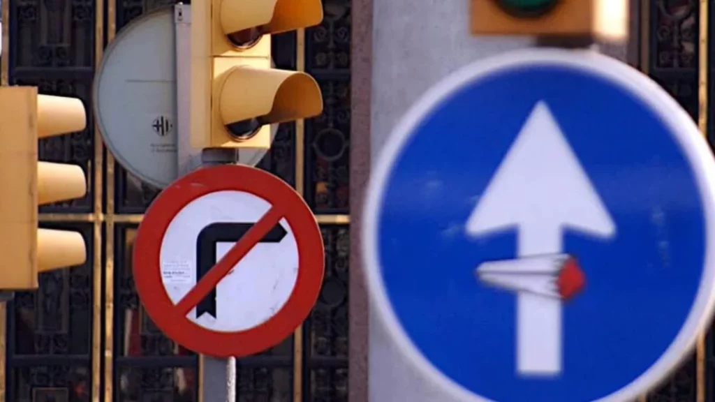 La mayoría de los conductores culpan a esto por sus decisiones incorrectas 1 Motor16 Los conductores culpan mayormente a la señalización