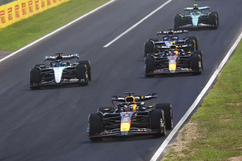 Ferrari y Leclerc, o cómo correr hacia el precipicio y pararse en el borde 7 Motor16 EuropaPress 6187907 01 verstappen max nld red bull racing rb20 action during the formula Motor16