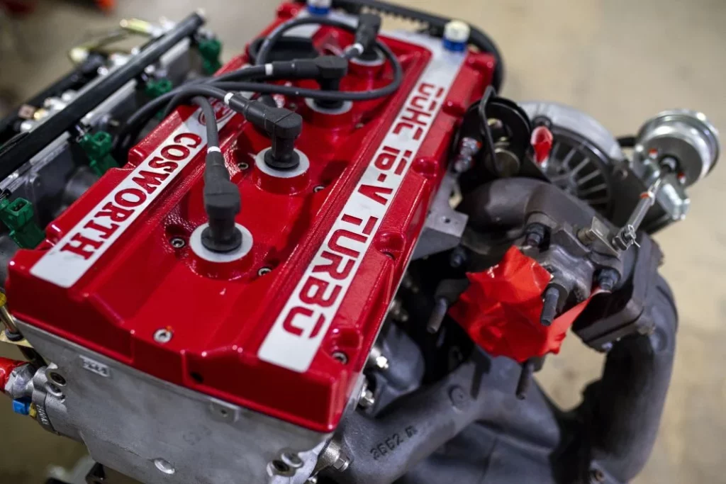 ¿Nostálgico de los deportivos de los 70 y los 80? CNC Motorsport puede hacer realidad tus sueños 3 Motor16 Ford Sierra RS500 Cosworth CNC Motorsport 2 Motor16
