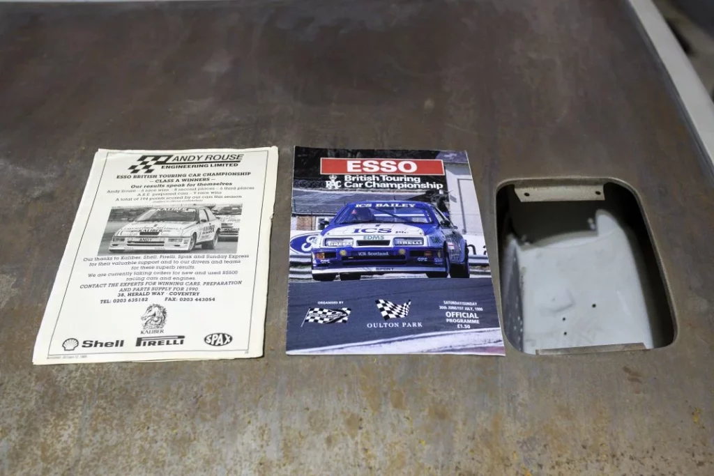 ¿Nostálgico de los deportivos de los 70 y los 80? CNC Motorsport puede hacer realidad tus sueños 5 Motor16 Ford Sierra RS500 Cosworth CNC Motorsport 3 Motor16