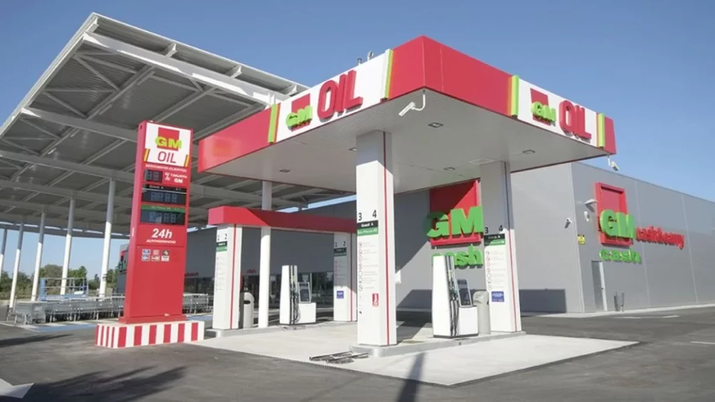 Palabra de la OCU: las 4 cadenas de gasolineras más baratas en España 12 Motor16 GM GmOilMataro q8yhhd62rqgshhrb7afb0y7y7dvss0lz6uv9763oyw Motor16