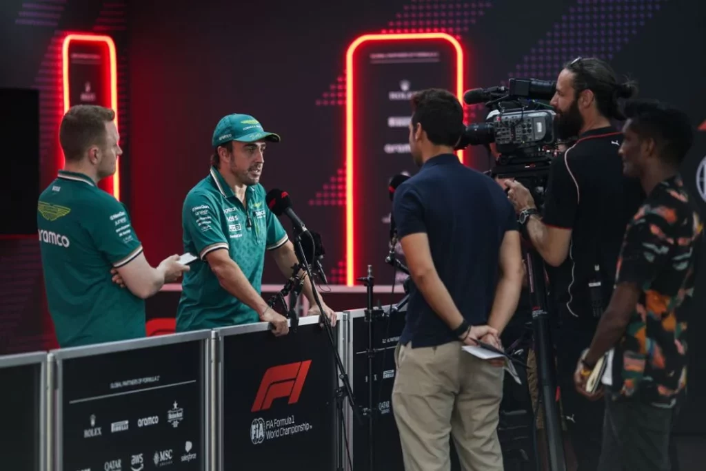 Por qué Ferrari -y Carlos Sainz- no puede dejarse meter otro gol en Singapur 6 Motor16 GP SINGAPUR ALONSO Motor16