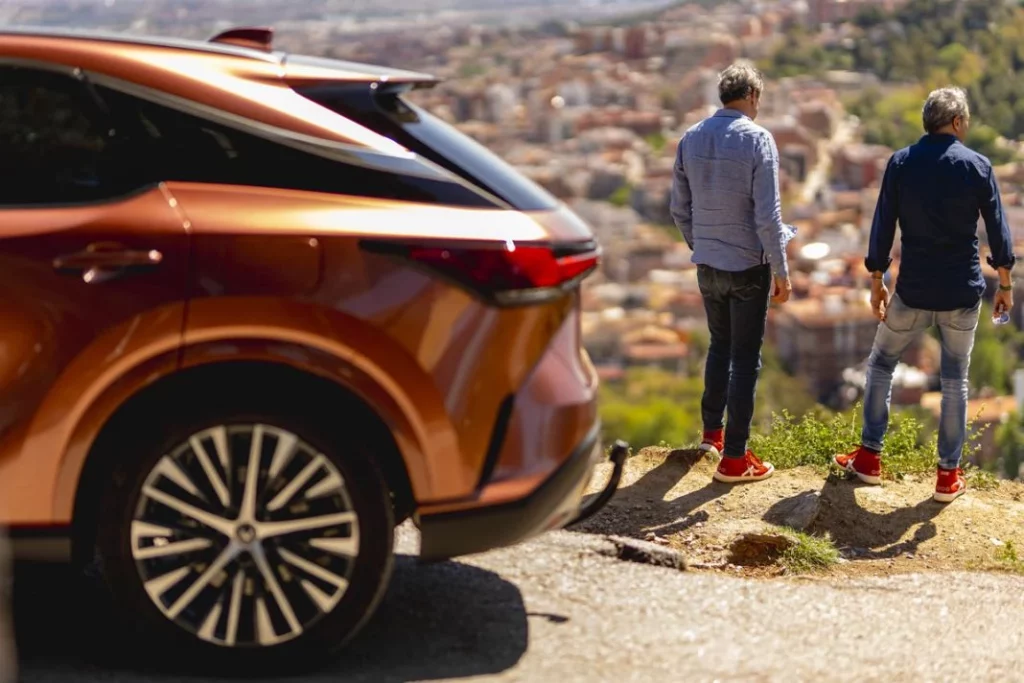 Hermanos Torres Lexus RX 450h 7 Motor16