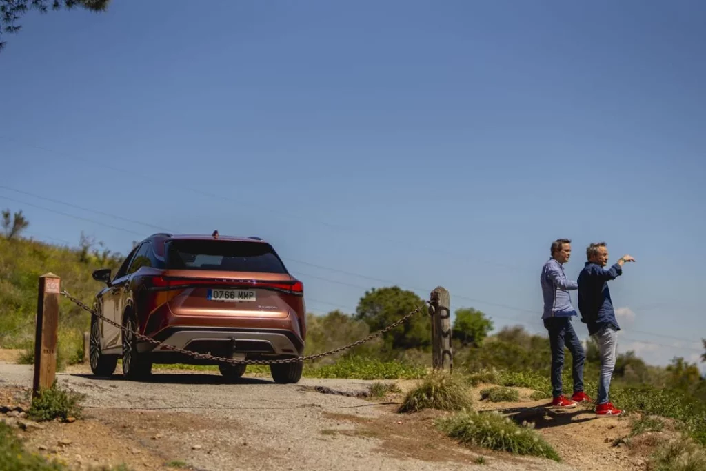 Hermanos Torres Lexus RX 450h 8 Motor16