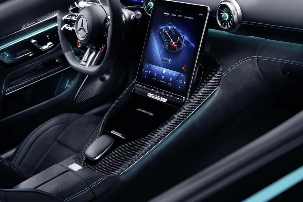 La última criatura de Mercedes-AMG rinde homenaje al equipo de F1 15 Motor16 Mercedes AMG GT 63 PRO 4MATIC Motorsport Collectors Edition 10 Motor16