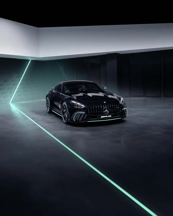 La última criatura de Mercedes-AMG rinde homenaje al equipo de F1 7 Motor16 Mercedes AMG GT 63 PRO 4MATIC Motorsport Collectors Edition 2 Motor16