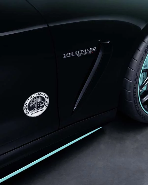La última criatura de Mercedes-AMG rinde homenaje al equipo de F1 12 Motor16 Mercedes AMG GT 63 PRO 4MATIC Motorsport Collectors Edition 7 Motor16