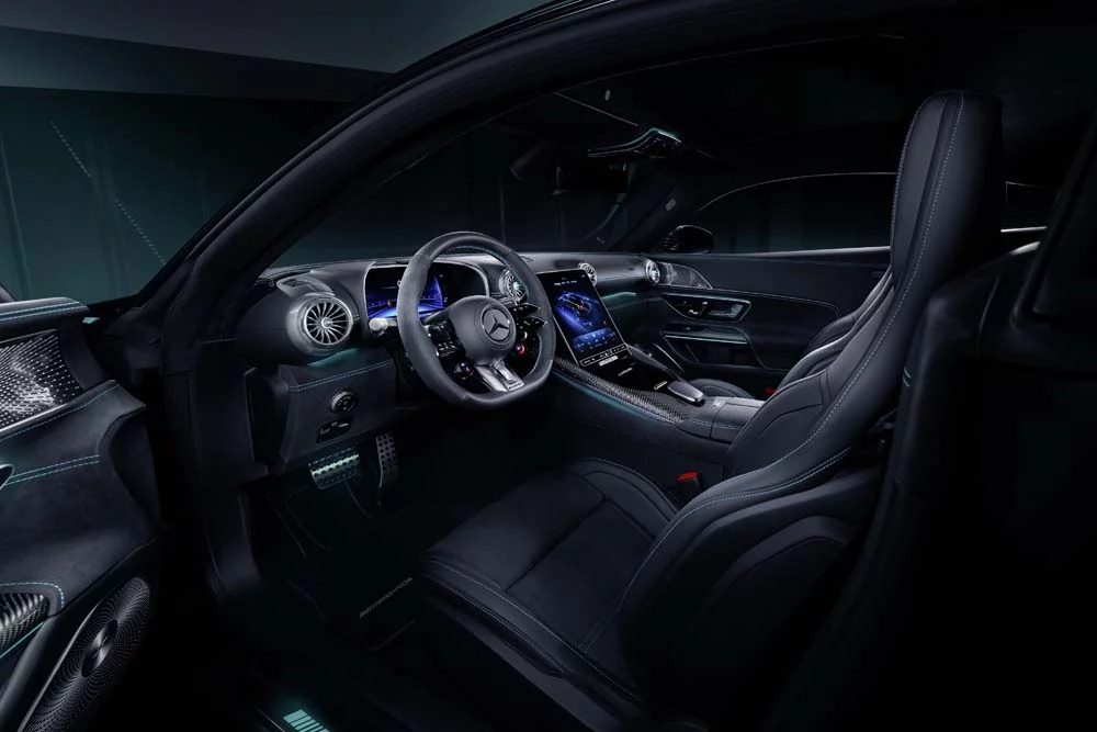 La última criatura de Mercedes-AMG rinde homenaje al equipo de F1 4 Motor16 Mercedes AMG GT 63 PRO 4MATIC Motorsport Collectors Edition 8 Motor16