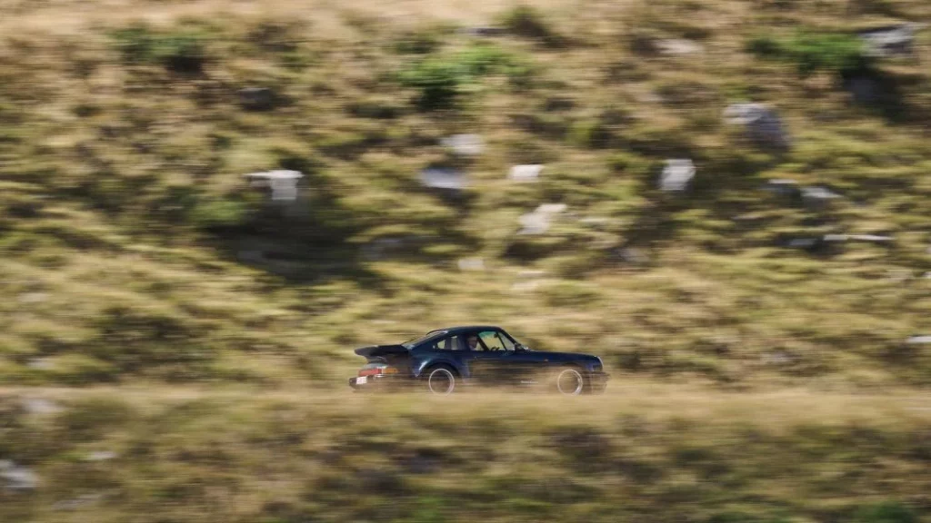 Porsche celebra los 50 años del turbo en ‘la mejor carretera del mundo’ 15 Motor16 Porsche turbo transfagarasan 12 Motor16