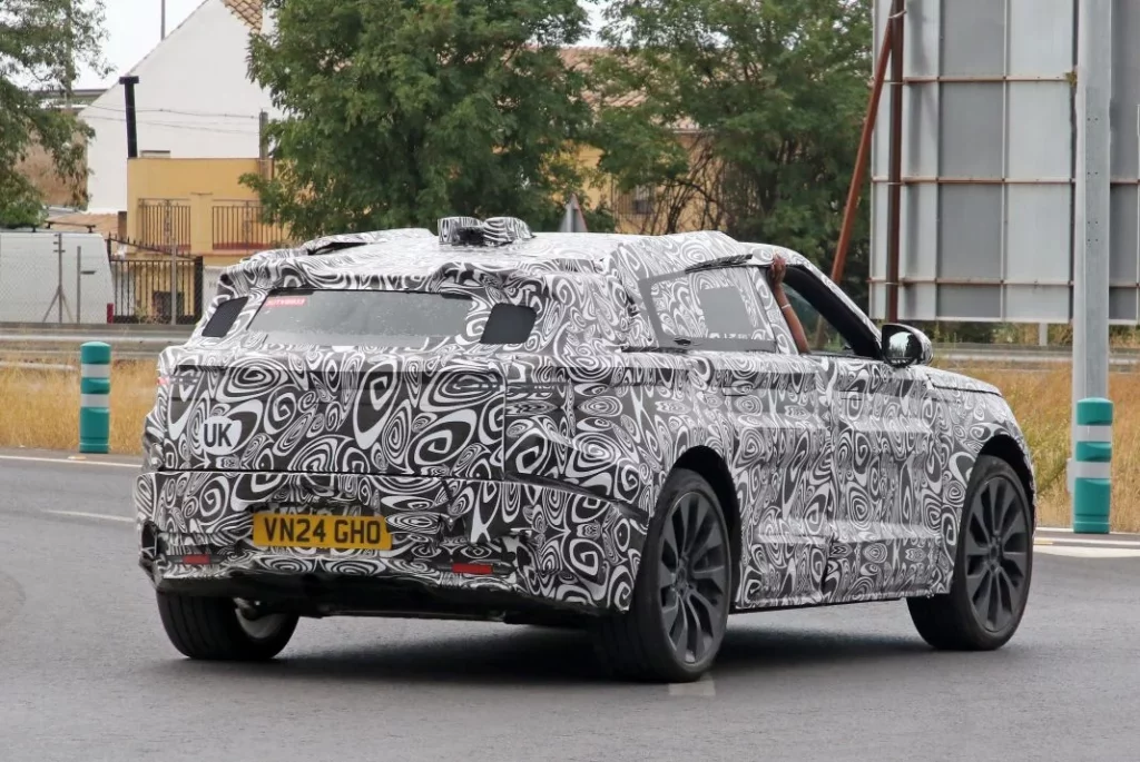 Range Rover Velar electrico 9 Motor16