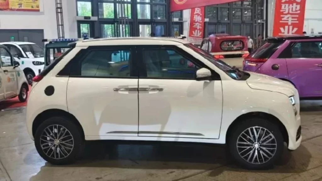 El Rolls-Royce de 2.000 euros que pides por Aliexpress: Y el Rolls-Royce que te llega 1 Motor16 Así es el mini Rolls-Royce de 2 mil euros
