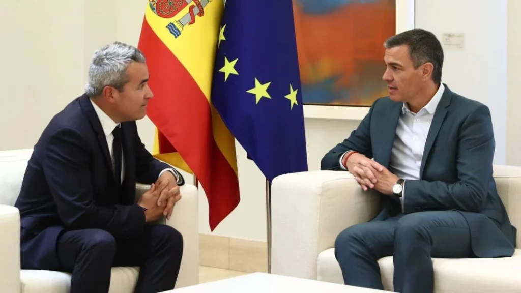 El Gobierno colaborará con ANFAC en el establecimiento de una agenda conjunta que permita dinamizar el mercado y proteger a la industria 1 Motor16 anfac pedro sanchez reunen hablar retos sector automovilistico 4097965 Motor16