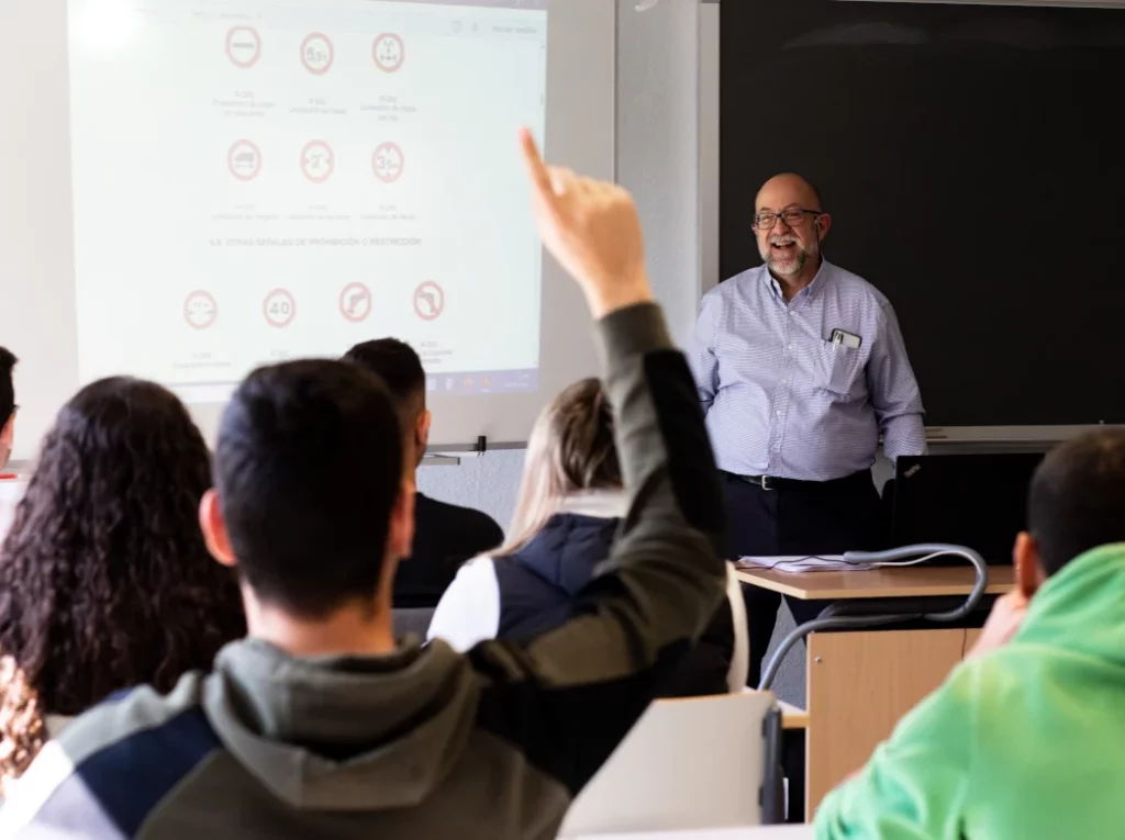 Así son los nuevos cursos de recuperación de puntos del carné 1 Motor16 autoescuela Motor16