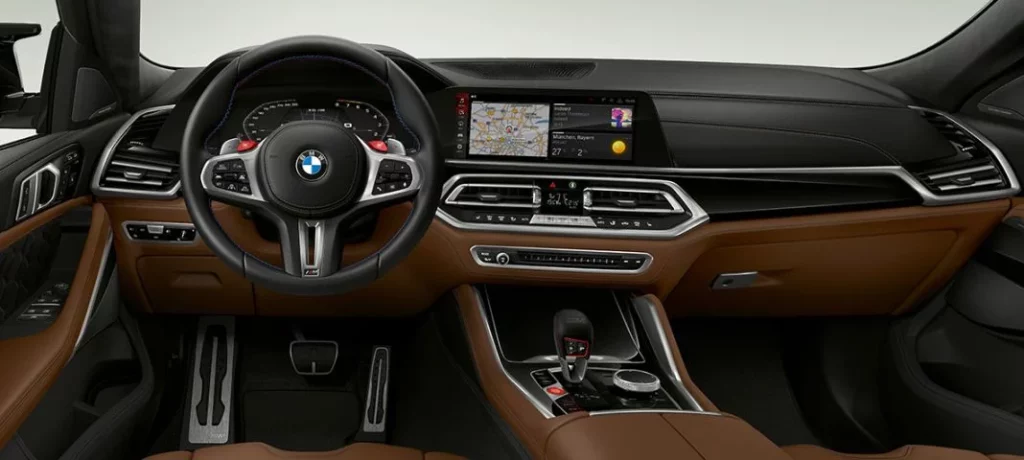 Carles Puyol ha cambiado su coche de 100 mil euros por esto… 2 Motor16 El interior del nuevo coche de la leyenda del Barcelona