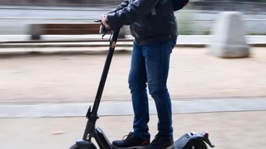 Tras Madrid, esta ciudad también echa a los patinetes eléctricos de sus calles 175 Motor16 sostenible