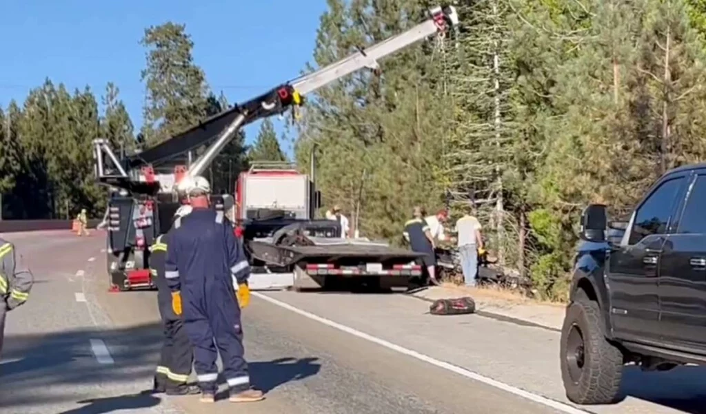 Los litros de agua que se ha ‘bebido’ el Tesla Semi que estuvo ardiendo durante 15 horas 2 Motor16 Las causas del accidente del Tesla Semi que ardió durante 15 horas