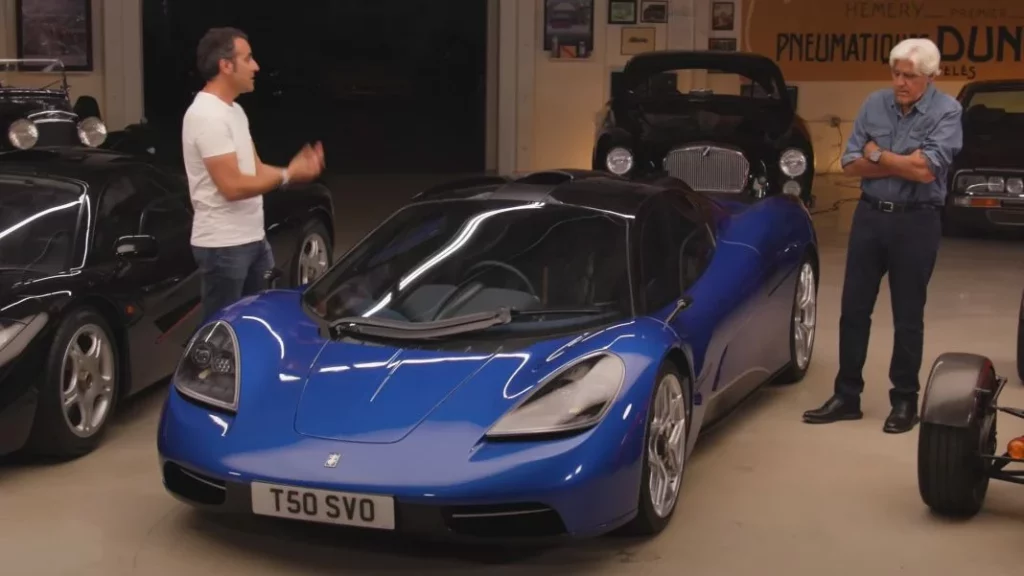 Jay Leno flipa con el hijo del legendario McLaren F1 2 Motor16 El motor, lo más fuerte del hijo del McLaren F1 que llamó la atención de Jay Leno